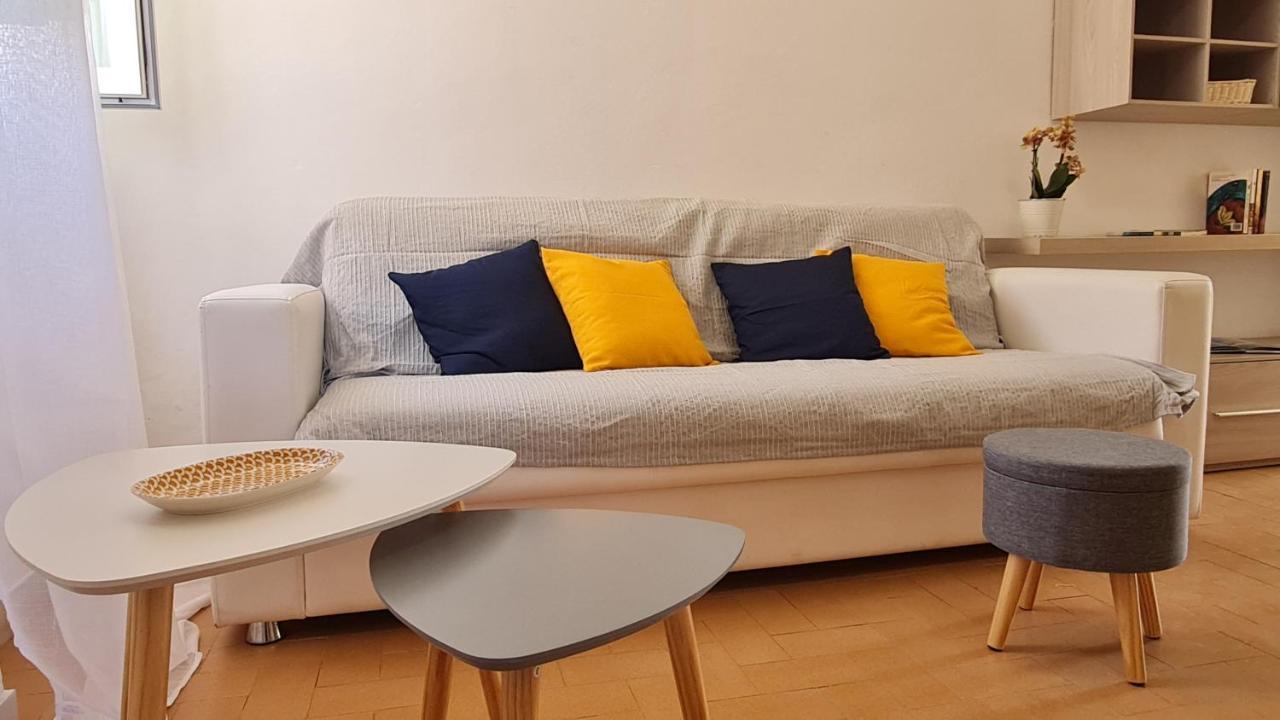La Casa Di Delia Apartment Marciana Marina  Luaran gambar